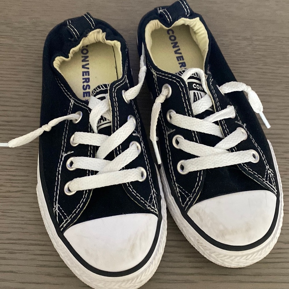 Kids Black converse slip on shoes